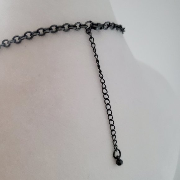 Bold Y2K Bib Statement Necklace Onyx Black Colour Large Faceted Faux Stones Boho - Picture 4 of 5